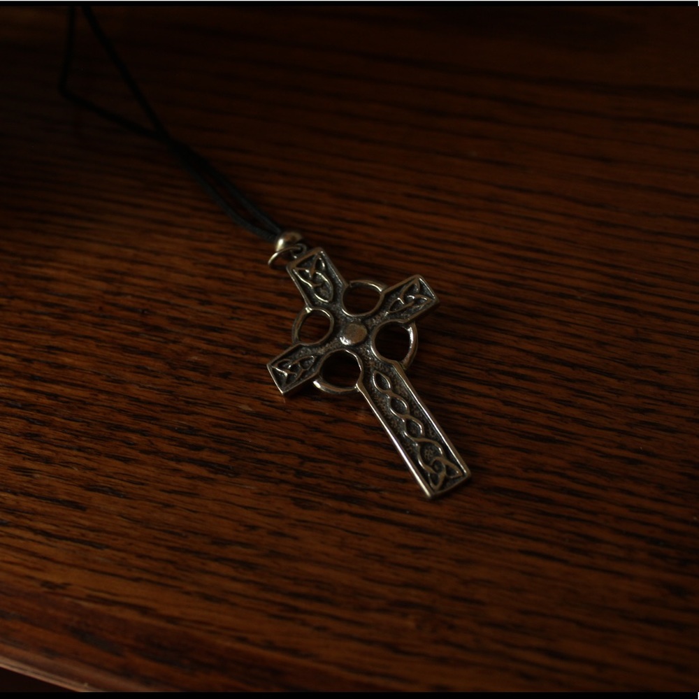Faith Distinctive Cross